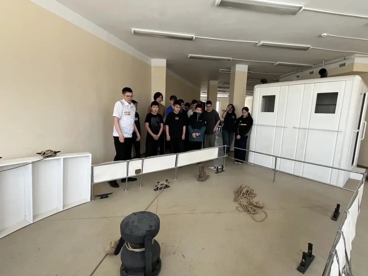 НАШИ ГОСТИ ЛИЦЕИСТЫ.  Отзвенели последние звонки в школах и колледжах города, дети готовятся к выпус
