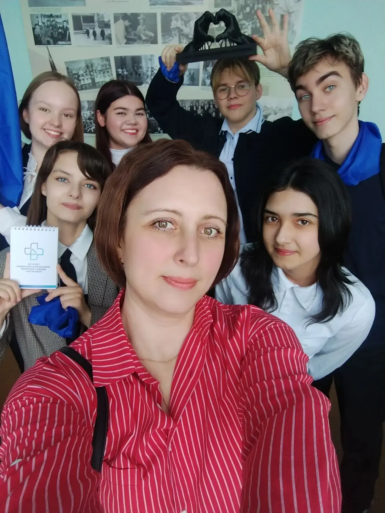 Ура!!! В турнире юных медиаторов наша команда "Золотое правило" стала победителем среди 13 школ!!! М