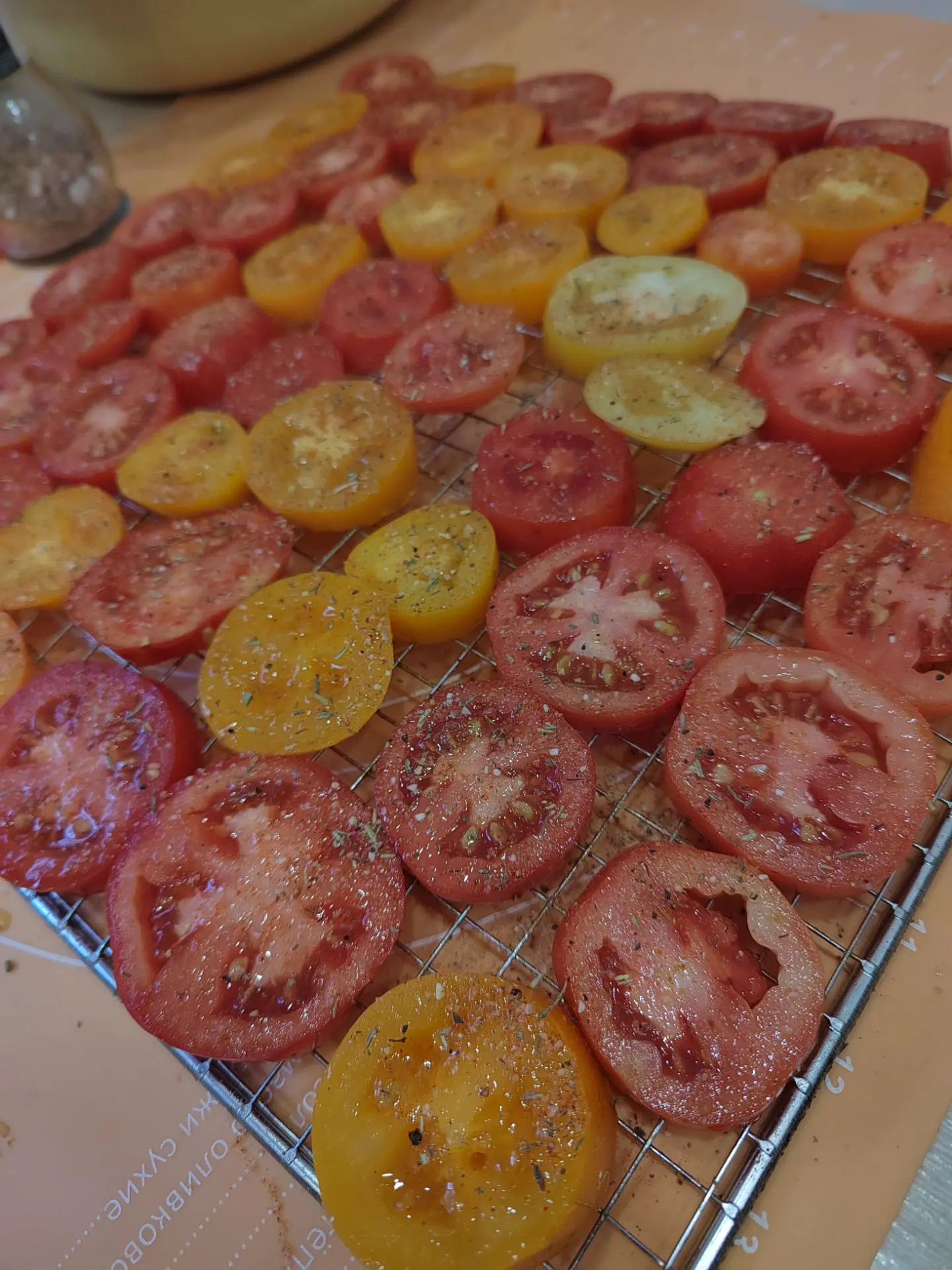 Иногда мне кажется, что это овощи специально отменяют мои записи 😌