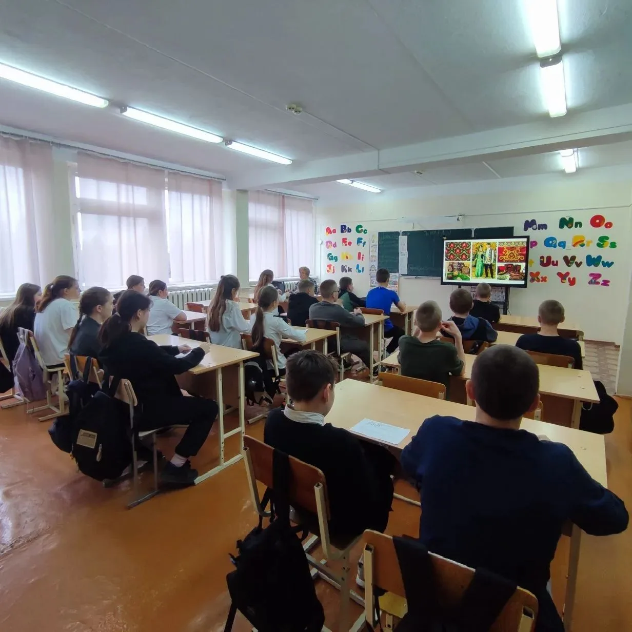 В современном мире, где технологии стремительно меняют нашу жизнь, мы часто теряем связ...