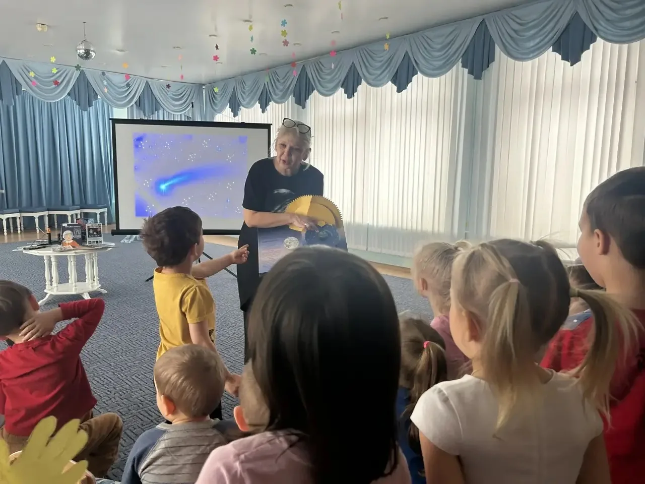 ✨ В наших дошкольных группах прошла необыкновенно интересная встреча. В гости к ребятам заглянули со