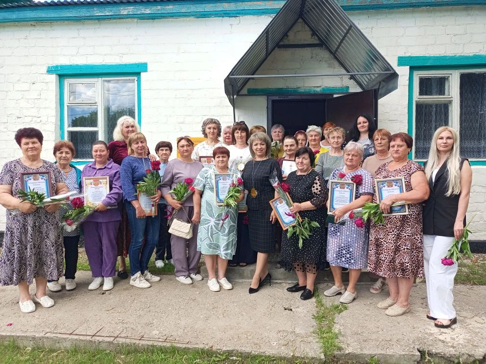 Тематический концерт ко Дню социального работника

7 июня в Залесянском сельском доме культуры состо