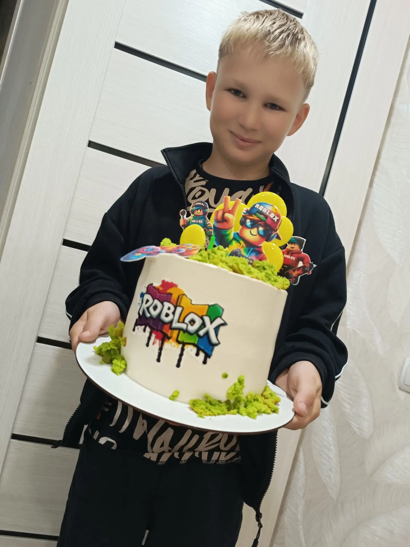Большое спасибо за поздравления , прочитали все сообщения. ❤