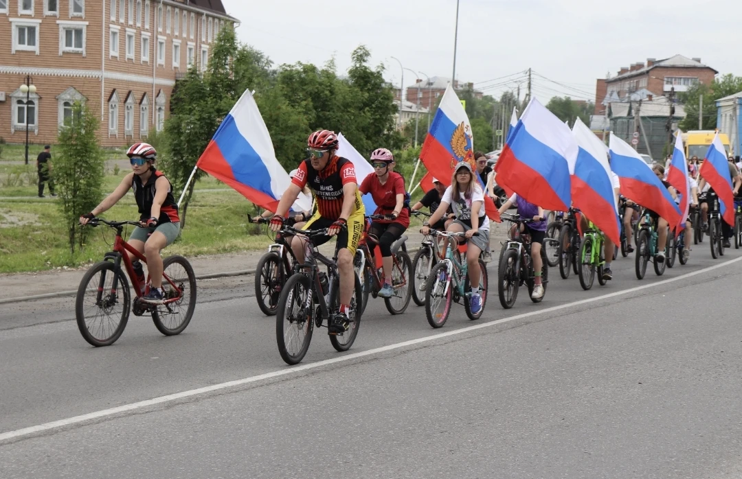 🇷🇺 12 июня Городской парк им. А. В. Суворова стал центром единства, творчества и настоящего семейн