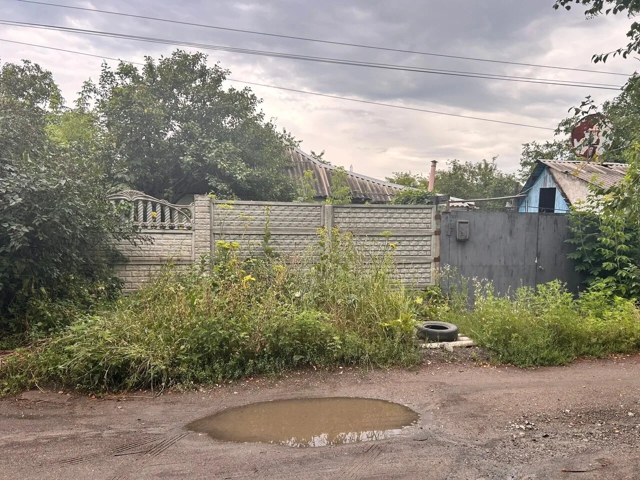 В продаже дом с газом п. Землянки, Макеевка
💥 1 000 000р💥/ торг
- в доме большая кухня, 4 комнаты 