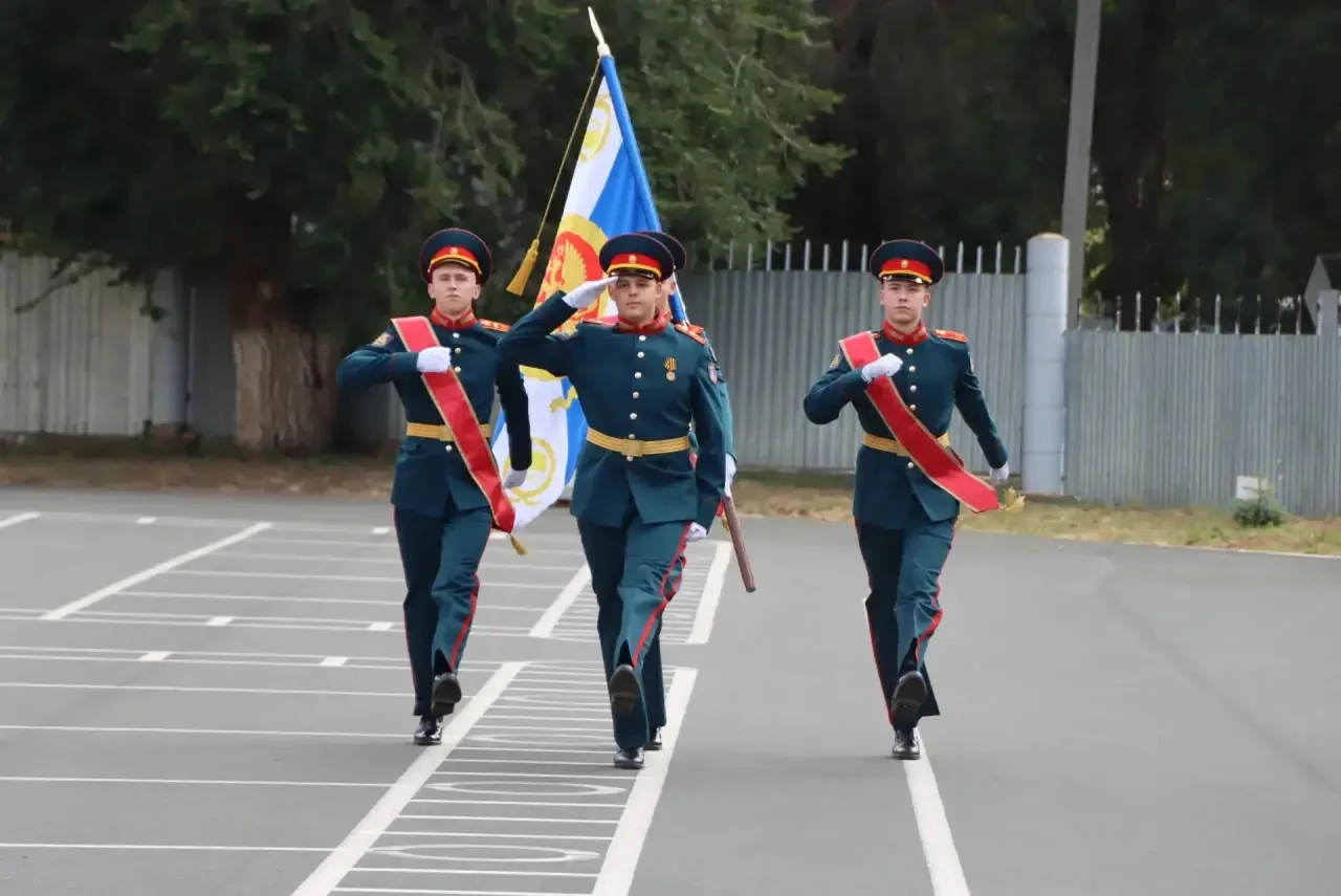 🍁🍂🍁1 сентября в кадетской школе прошло торжественное мероприятие, посвящённое Дню зн...