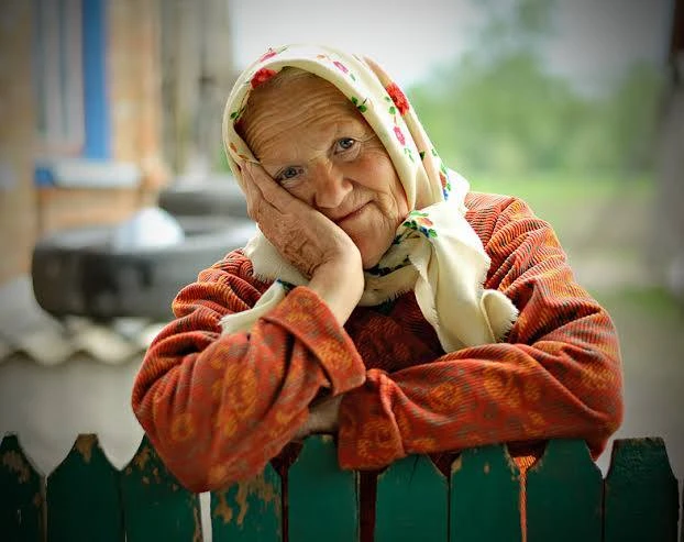 👵🏻 С Днём пожилых мудрых людей!
