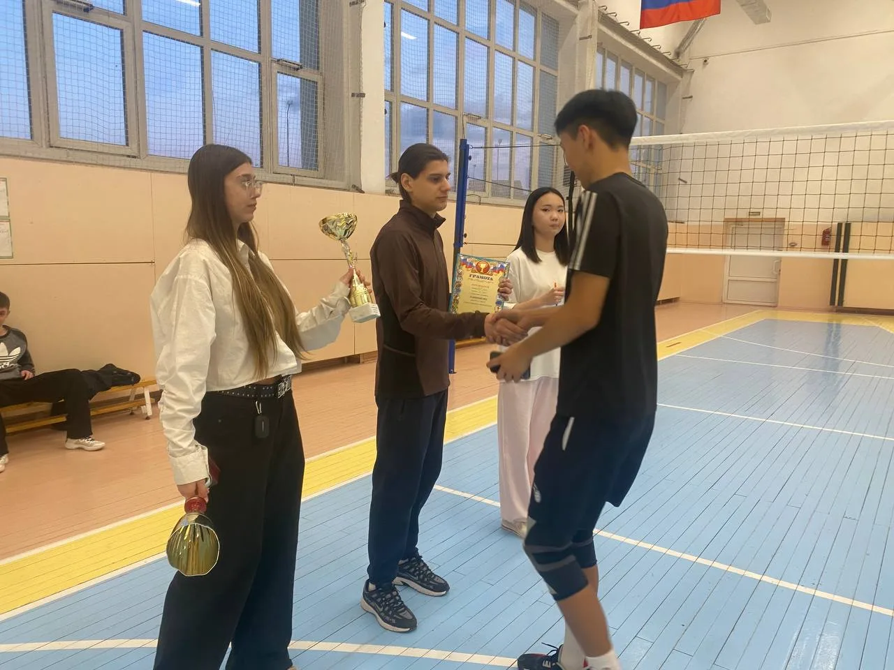 🏐 Волейбольный триумф: итоги спартакиады!  25 марта в рамках школьной спартакиады прошли захватывающ