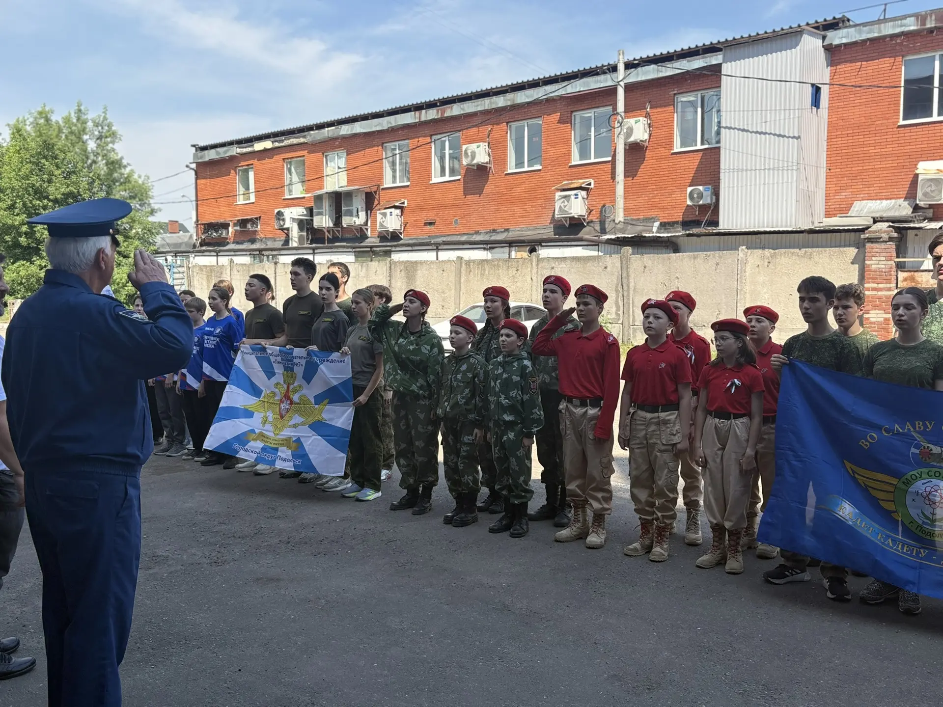 🔥 Юнармейцы отряда «Пламя» доказали, что возраст — не помеха, когда в руках сила, а в глазах цель.

