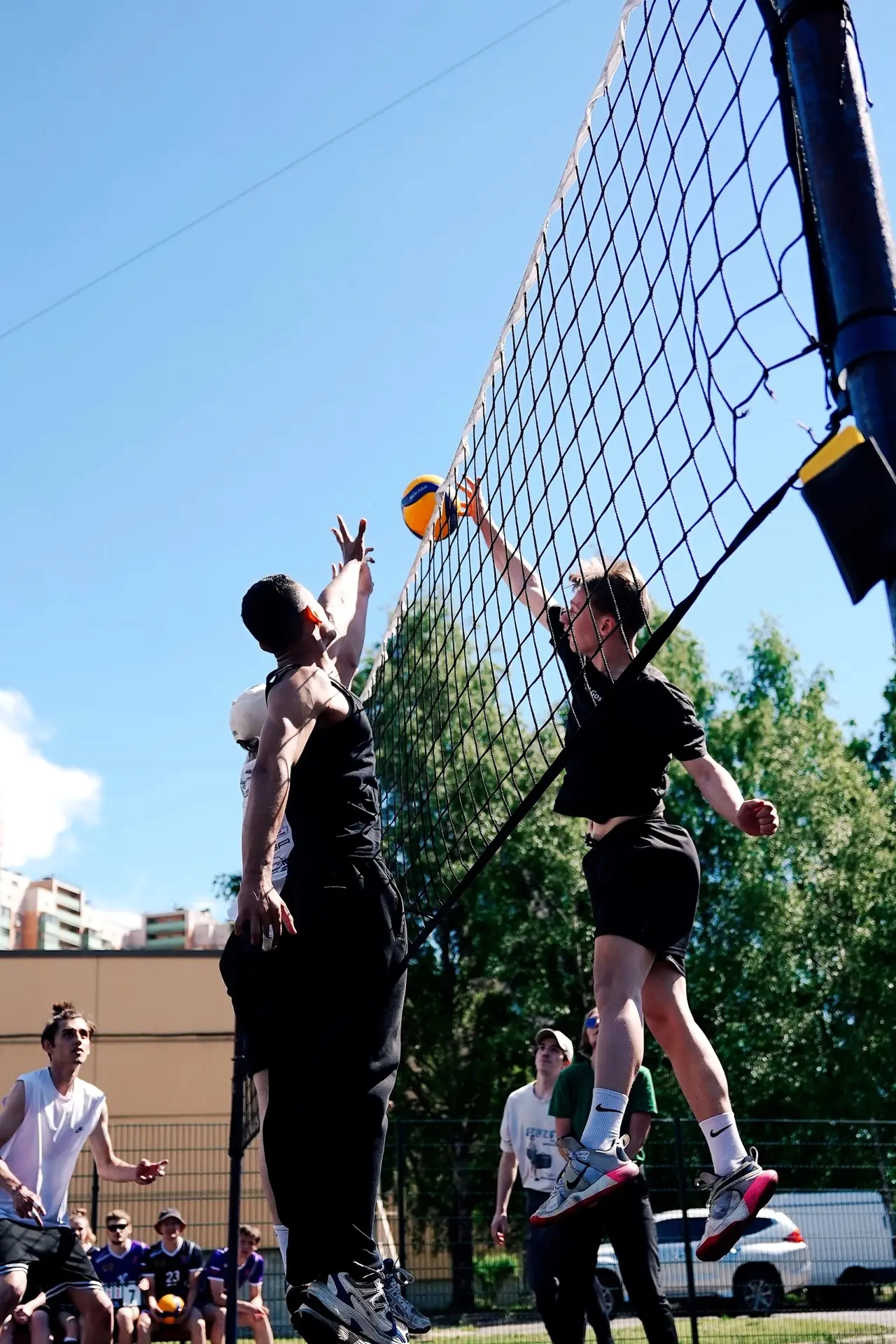 🏐 Первый турнир сезона по волейболу в Шушарах 
 
7 июня на территории муниципального образования по