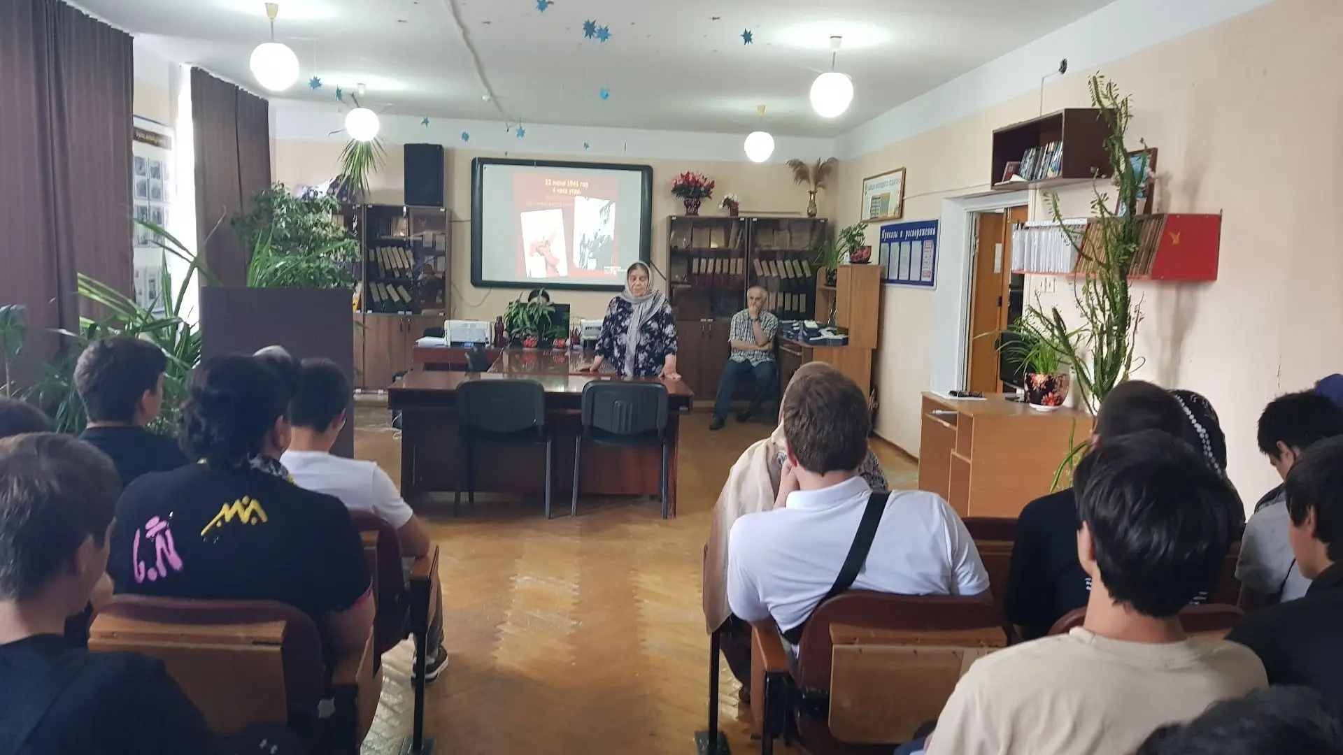 👨‍🏫День памяти и скорби — это официальная памятная дата 22 июня, годовщина начала Великой Отечеств