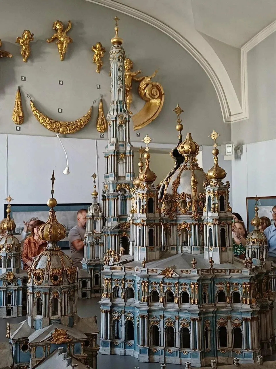 Северная столица в деталях - топ локаций 🏛️🏛️  Мы собрали подборку мест, где можно рассмотреть Санкт
