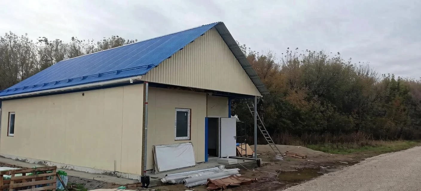 🏥 В поселке Малороссийский завершается строительство нового ФАПа