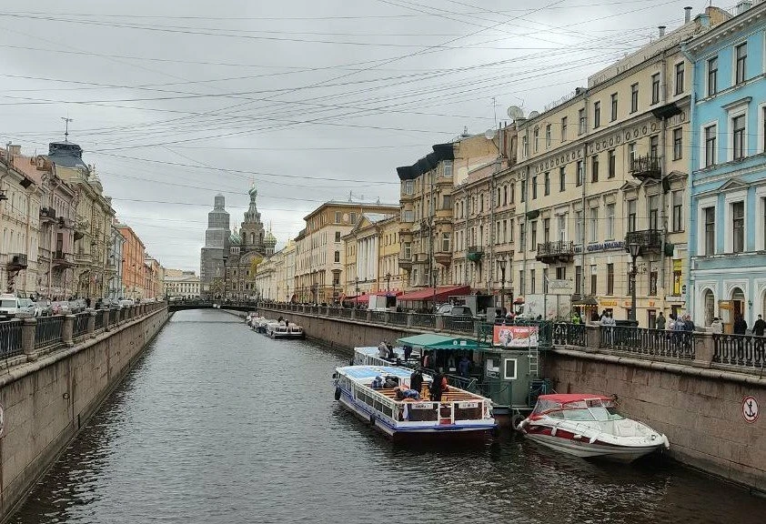 Навигацию маломерных судов в Петербурге планируют продлить на два дня