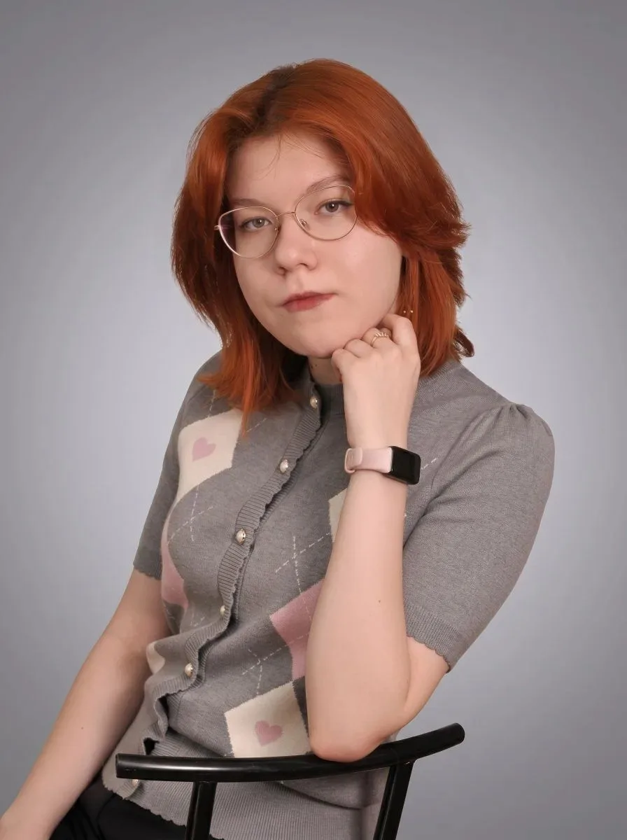 Стобалльная вершина: Екатерина Алексеева и её триумф на ЕГЭ по русскому языку – гордость МБОУ СОШ №1