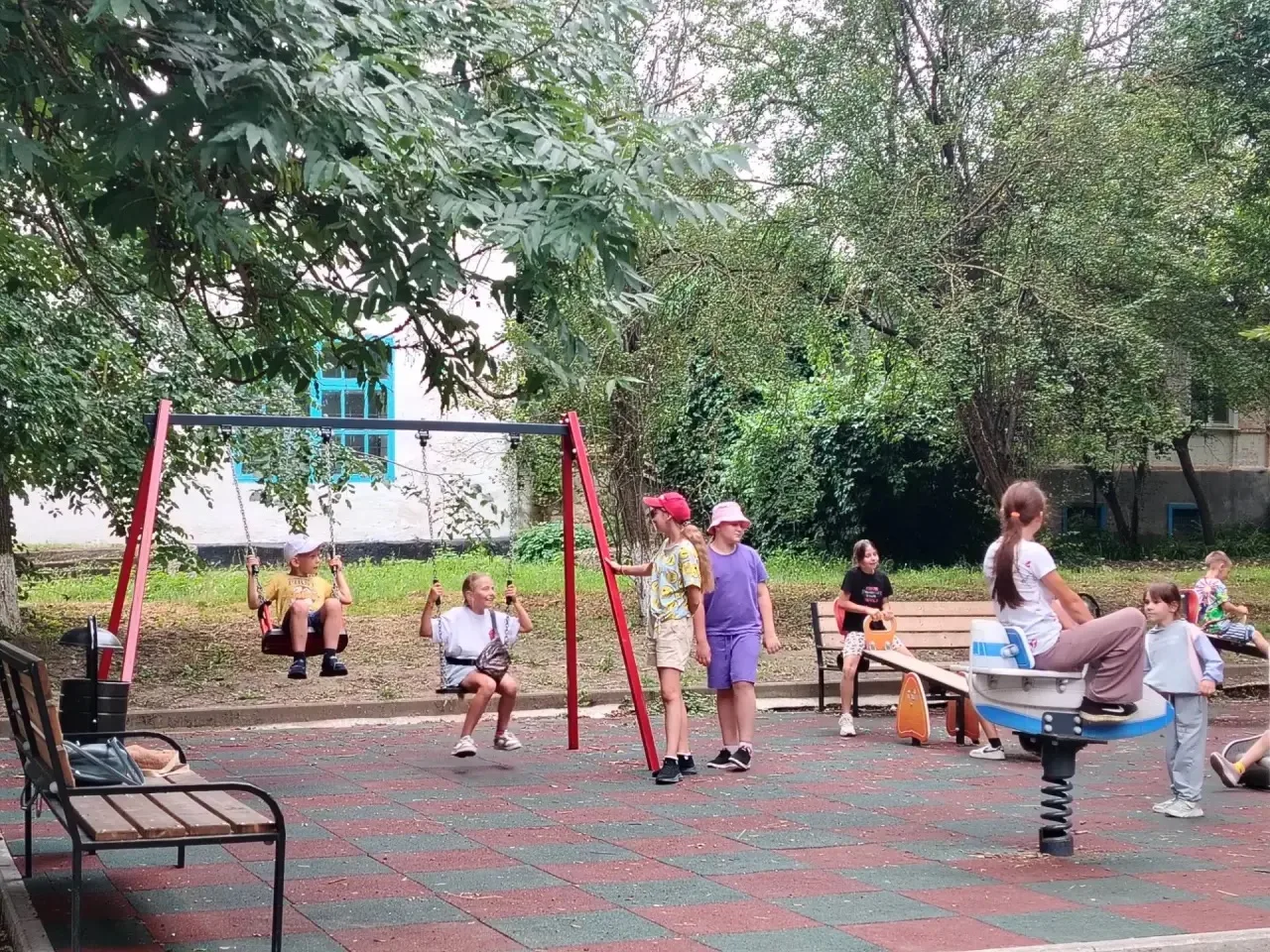 8-й день лагерной смены☀️
День путешествий

После завтрака проведено коллективное посещение кинотеат