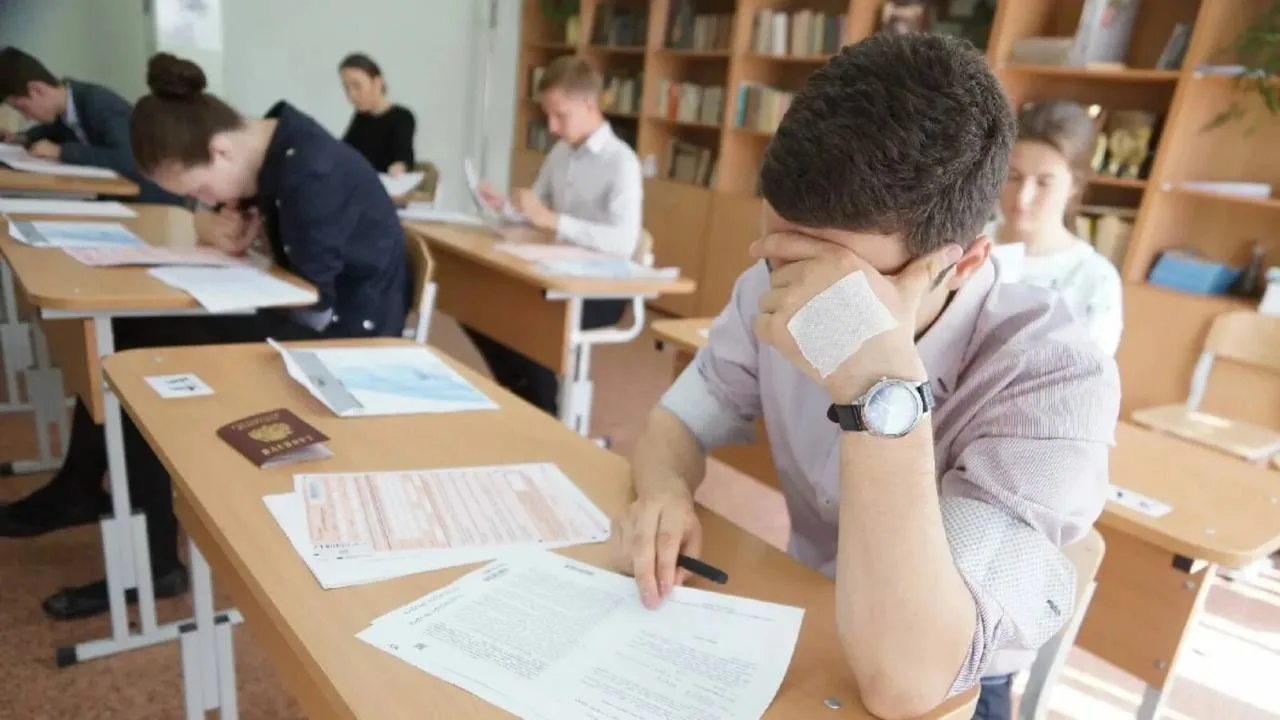 Жителям Самарской области рассказали про порядок проведения ЕГЭ с учетом риска ракетной опасности  