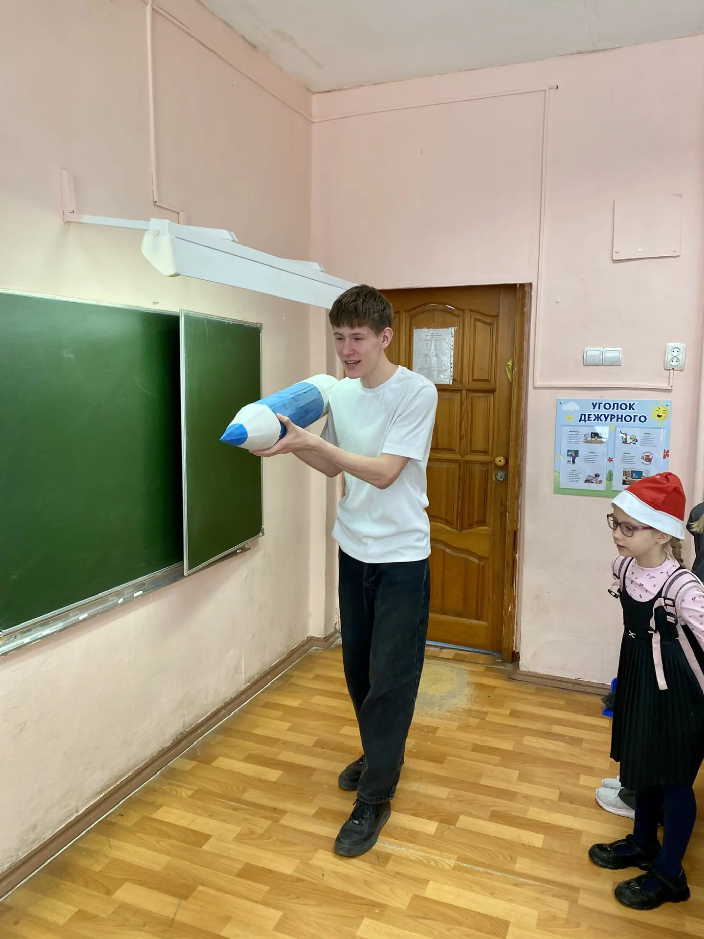 Сегодня отмечается всемирный день театра.   Всемирный день театра — праздник всех театральных деятел