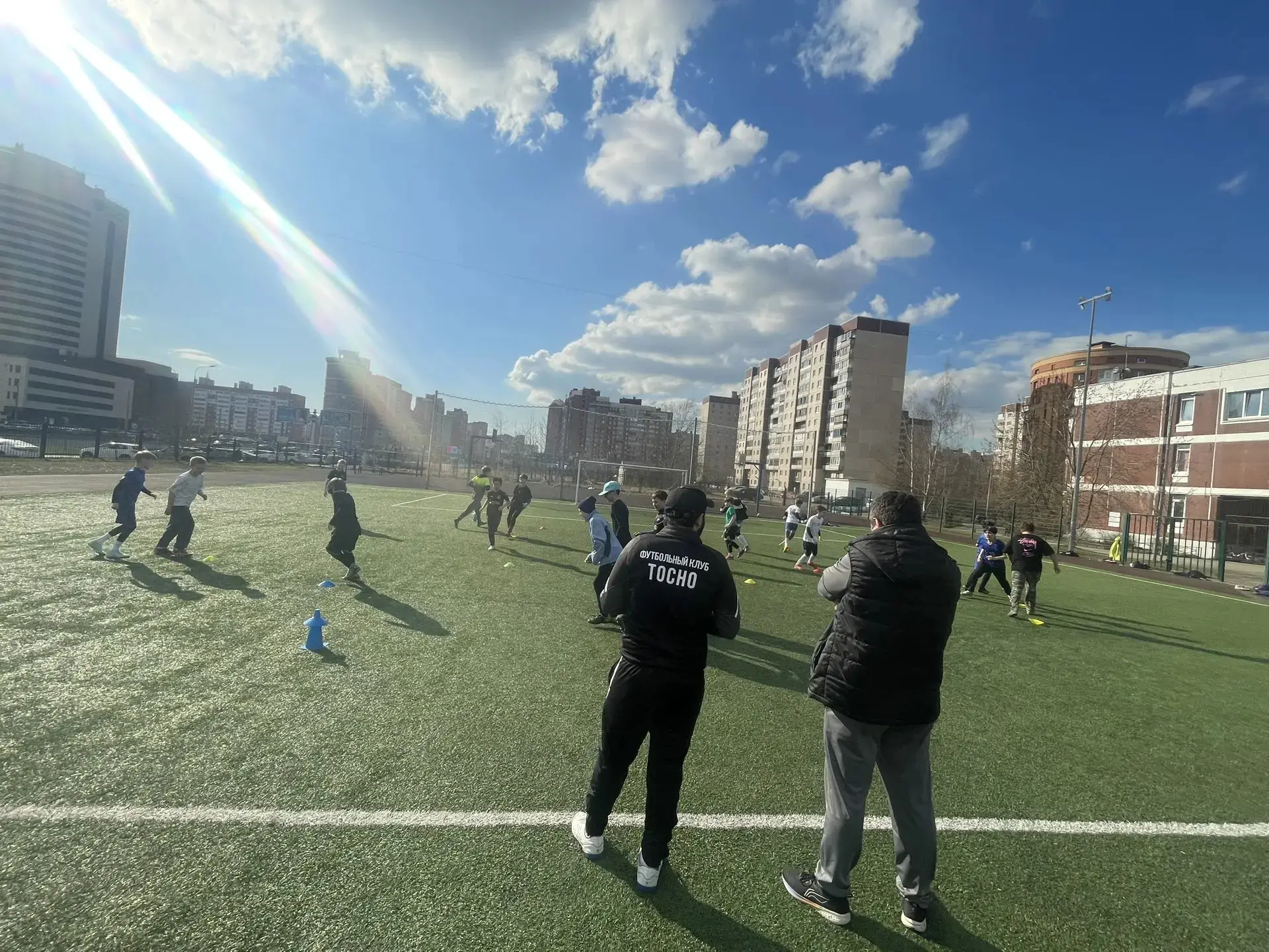 ⚽️ На базе нашей школы прошёл мастер‑класс от футбольного клуба «Тосно» ⚽️   Мероприятие позволило н