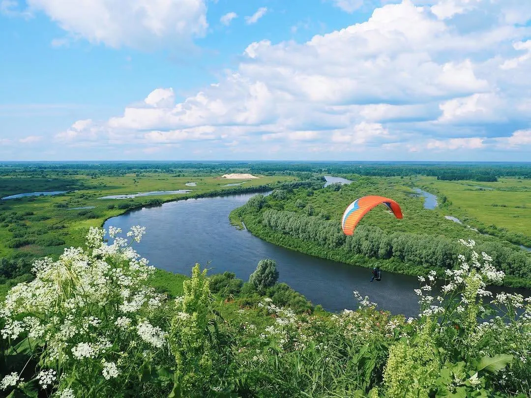 🌅 Смотровая площадка «Венец» в Вязниках  Холм и смотровая площадка «Венец» во Владимирской области —