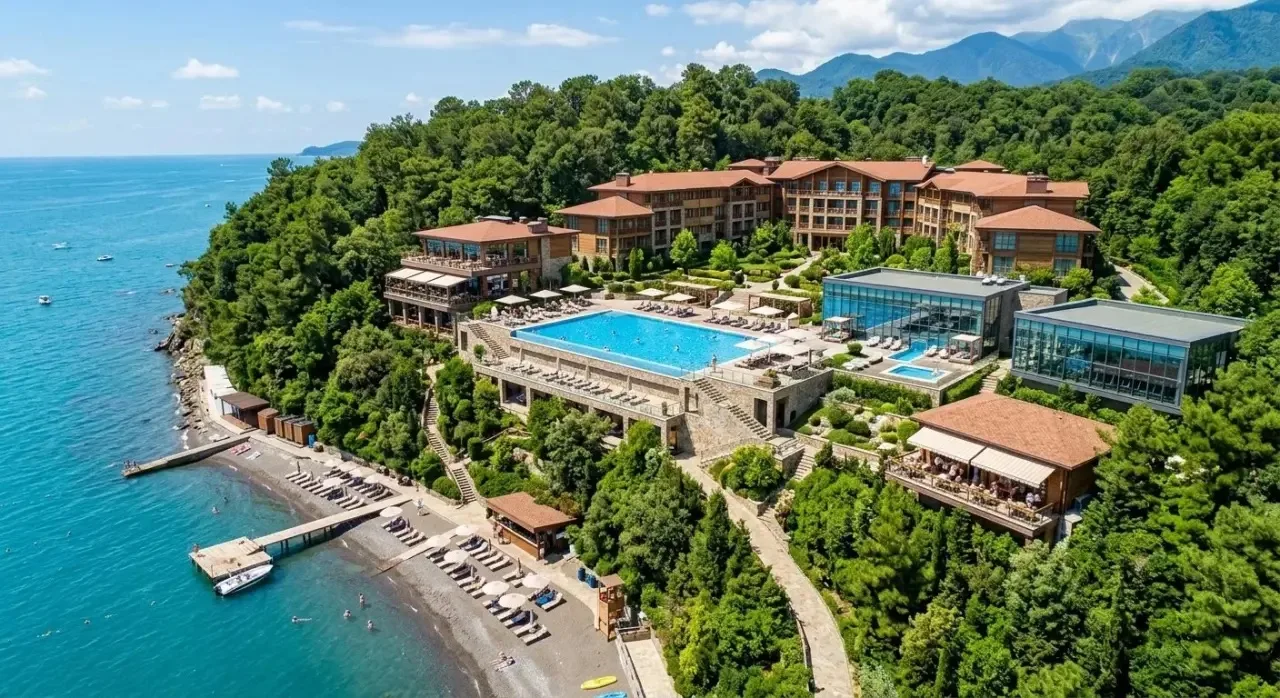 Круглогодичный отель в 🌴 Сочи на осенние каникулы