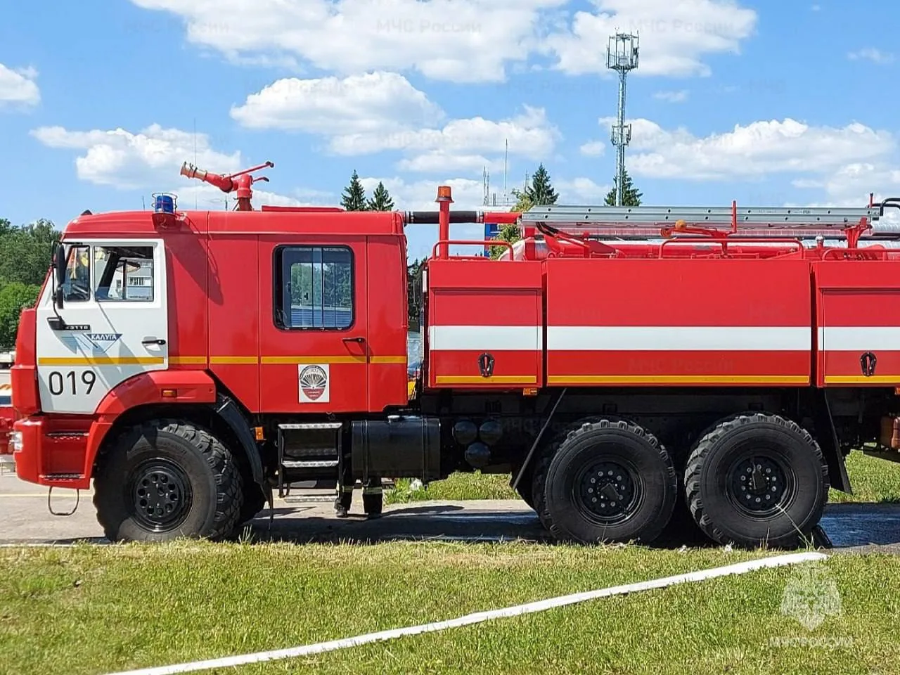 🧑🏻‍🚒 В калужском аэропорту ликвидировали утечку дизельного топлива

В международном аэропорту Кал