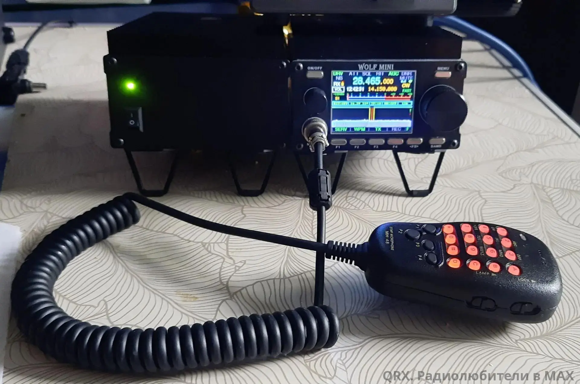 Трансивер Wolf mini. Выходная мощность 20 Вт. Встроенный антенный тюнер. VHF только при...
