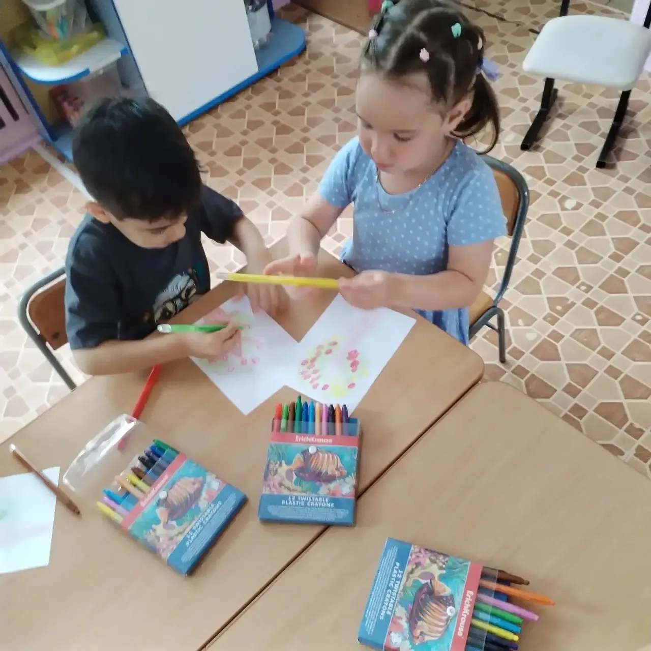 🌳 Солнечное творчество в группе «Подсолнух»! 🌻