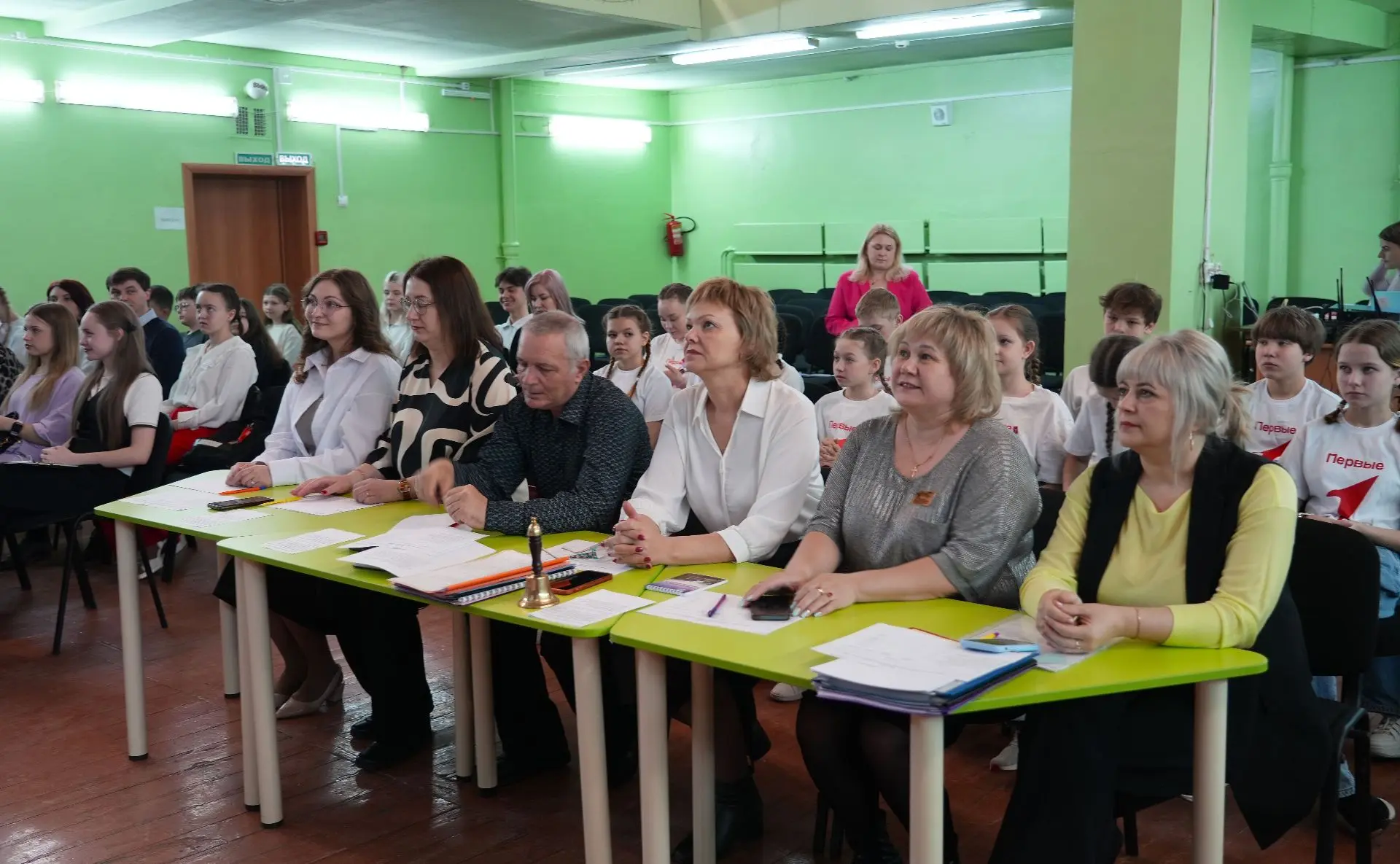 📣В Бийске выбрали «Лидера — 2026» ⁣ На муниципальном этапе краевого конкурса «Лидер XXI века», приур