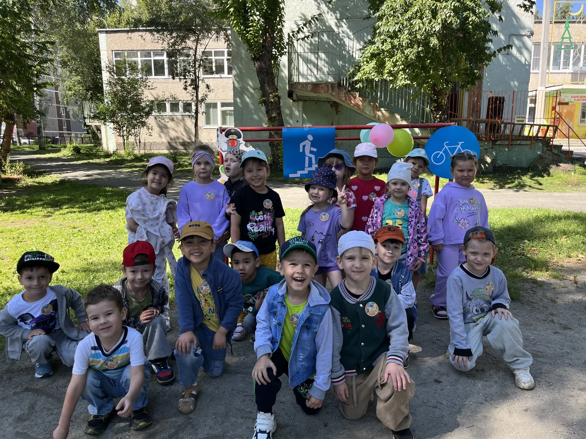 В нашем детском саду прошло яркое и полезное развлечение по ПДД для старших воспитанник...