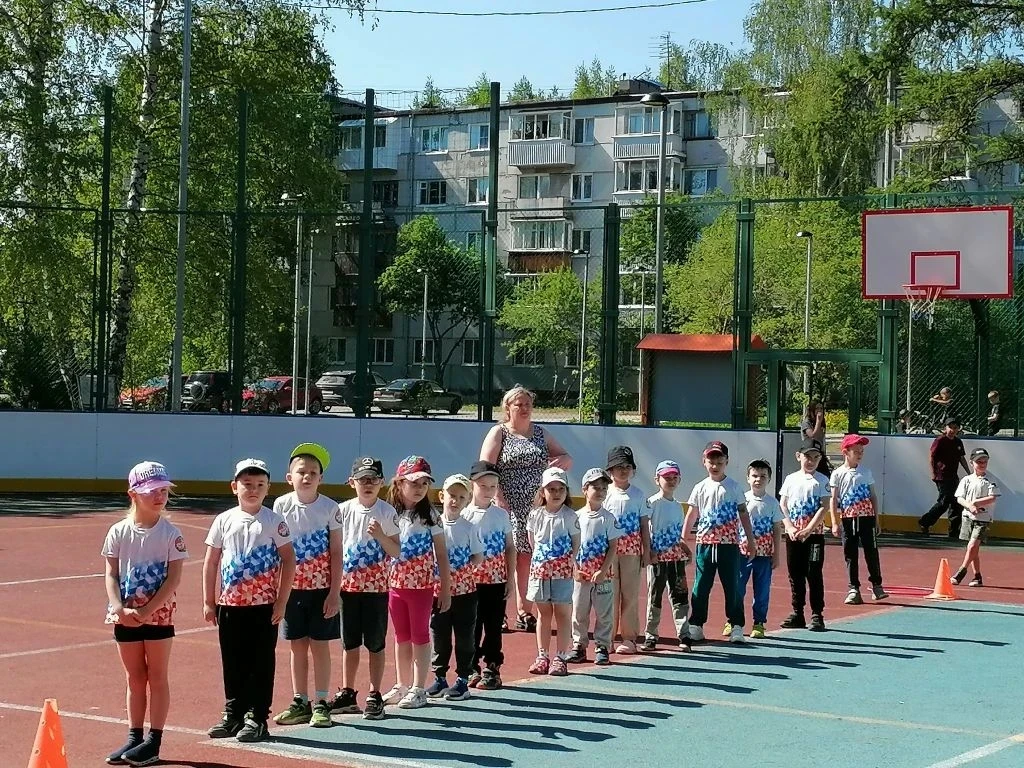 🎉 Веселые старты: Праздник смеха, спорта и дружбы!