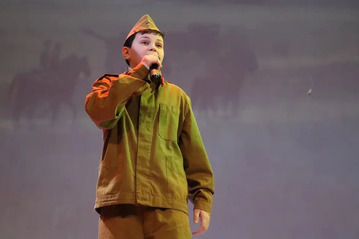 Фестиваль «Мелодии Победы»: песни, которые объединяют поколения 🇷🇺🎶  На этой неделе в нашей школе дл