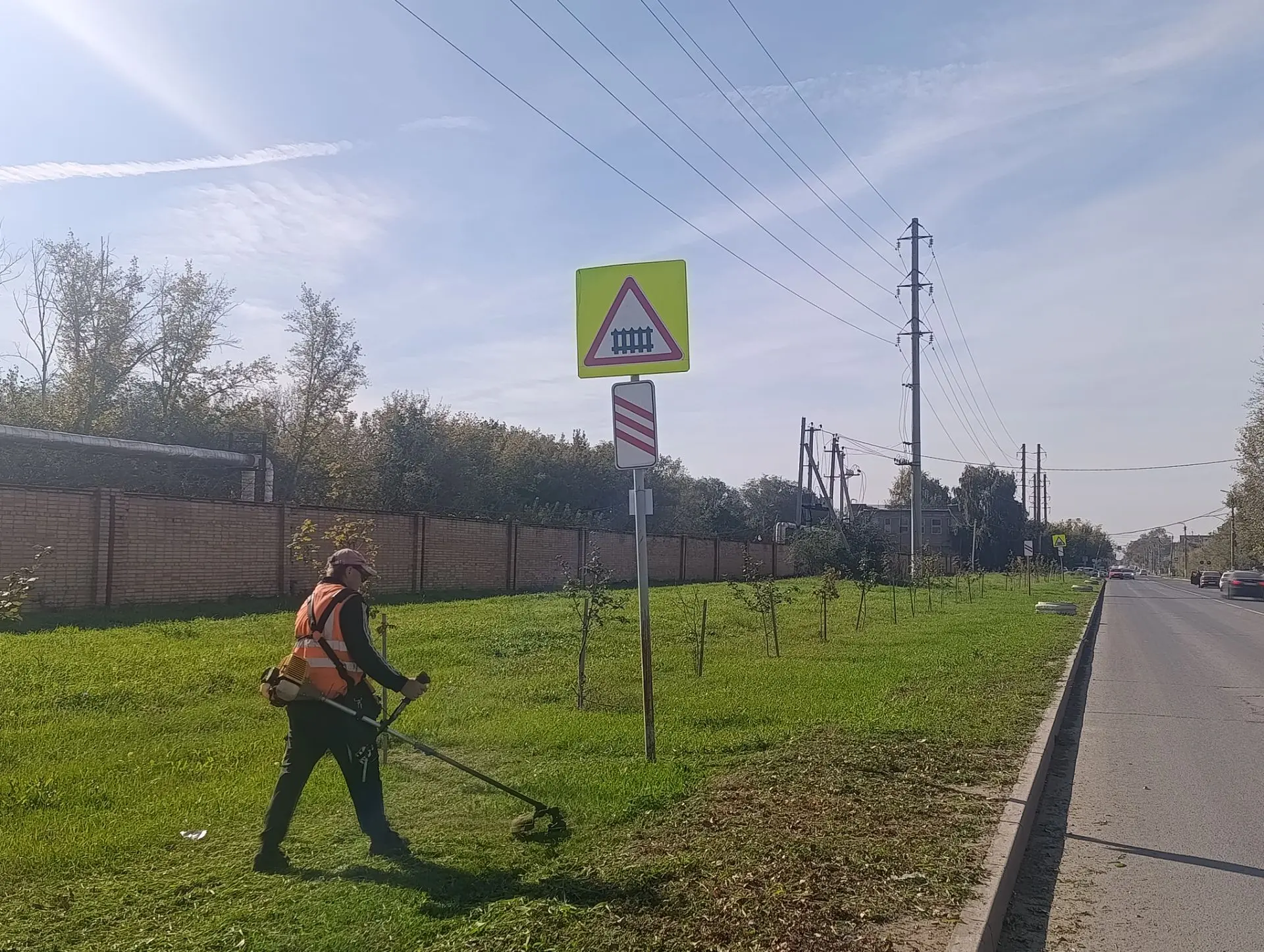 Ручной покос по ул. Ленина