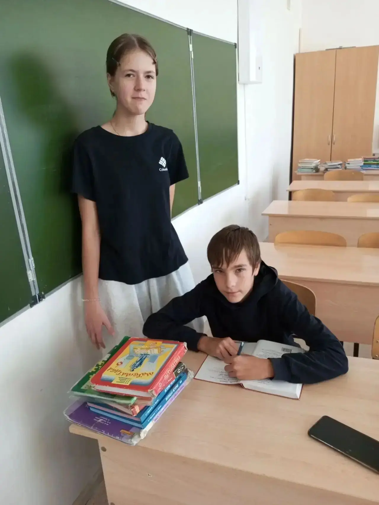 Второй день в лагере «Крепыши» был посвящён безопасности, труду и знакомству.