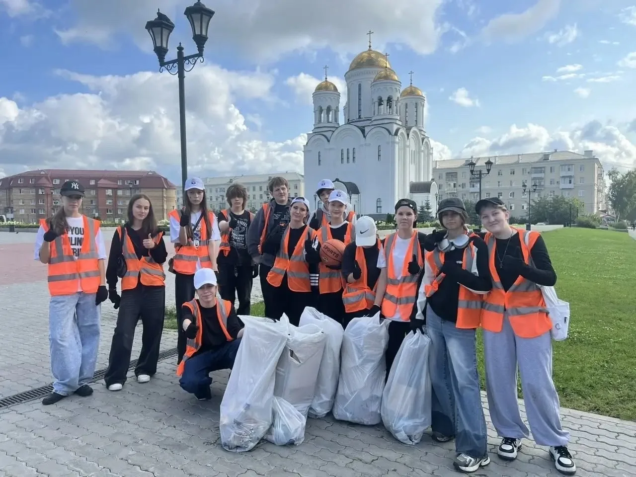 Первый рабочий день третьей смены Молодёжной биржи труда 2026!