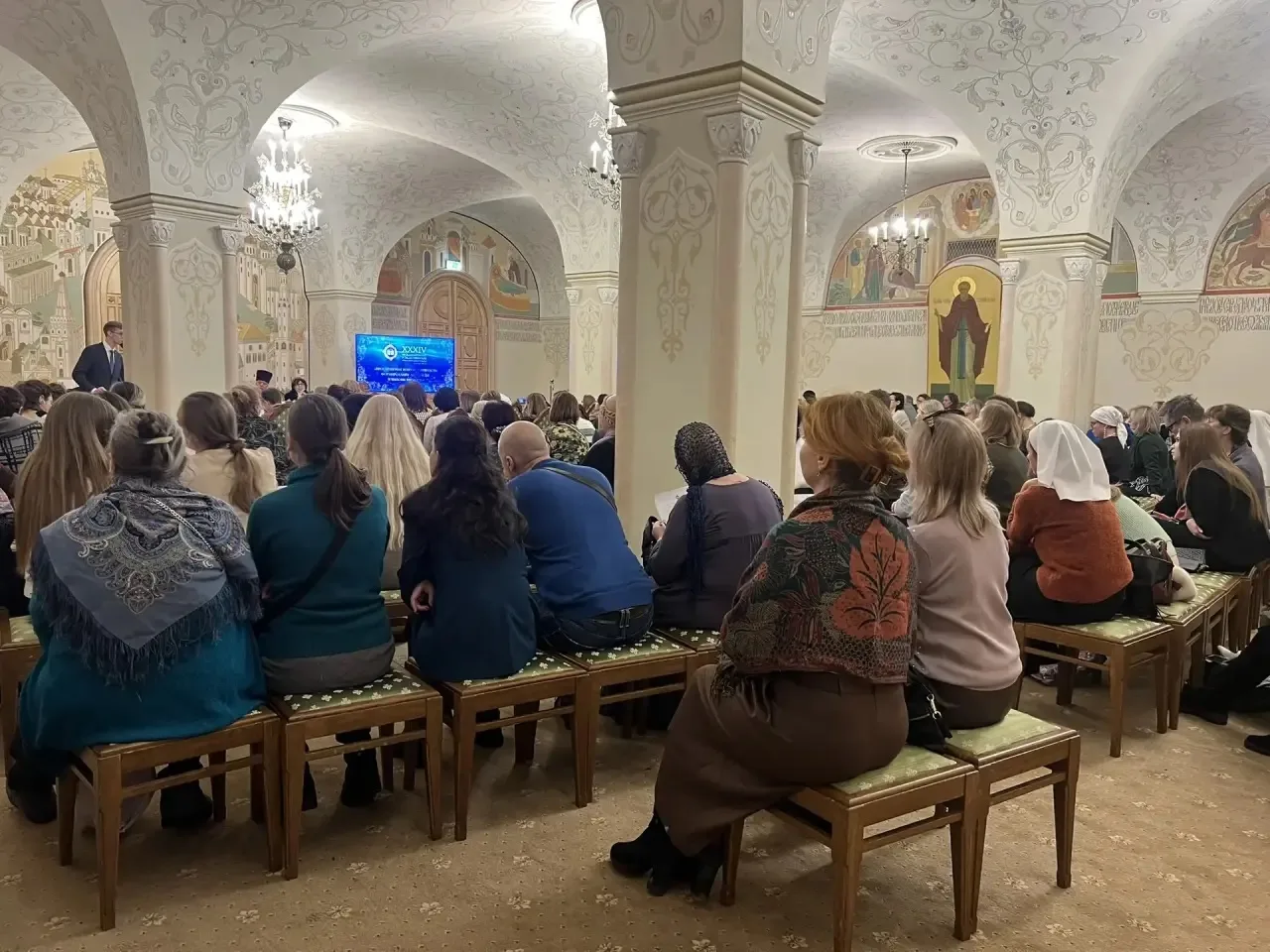 Заместитель директора по УВР ЧОУ «Покровский гуманитарный лицей - детский сад» Сливина ...