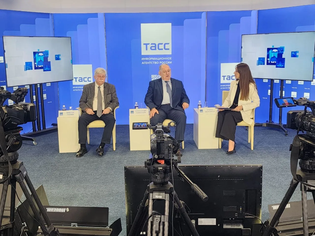 💬Прямо сейчас в региональном информационном центре «ТАСС Кавказ» проходит пресс-конференция, посвящё