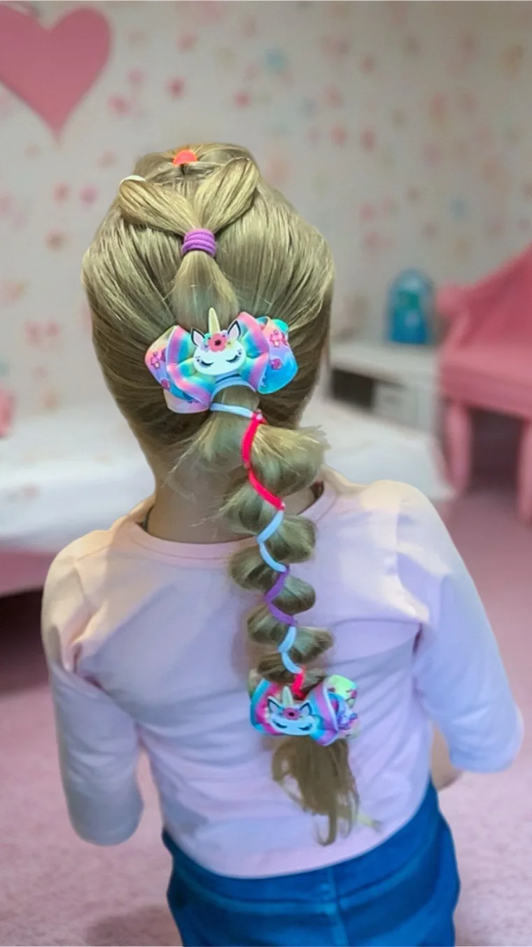 Идея летней прически с резиночками🌸
Девочки, сохраняйте идею, плетите красоту своим доченькам ❤️
#к