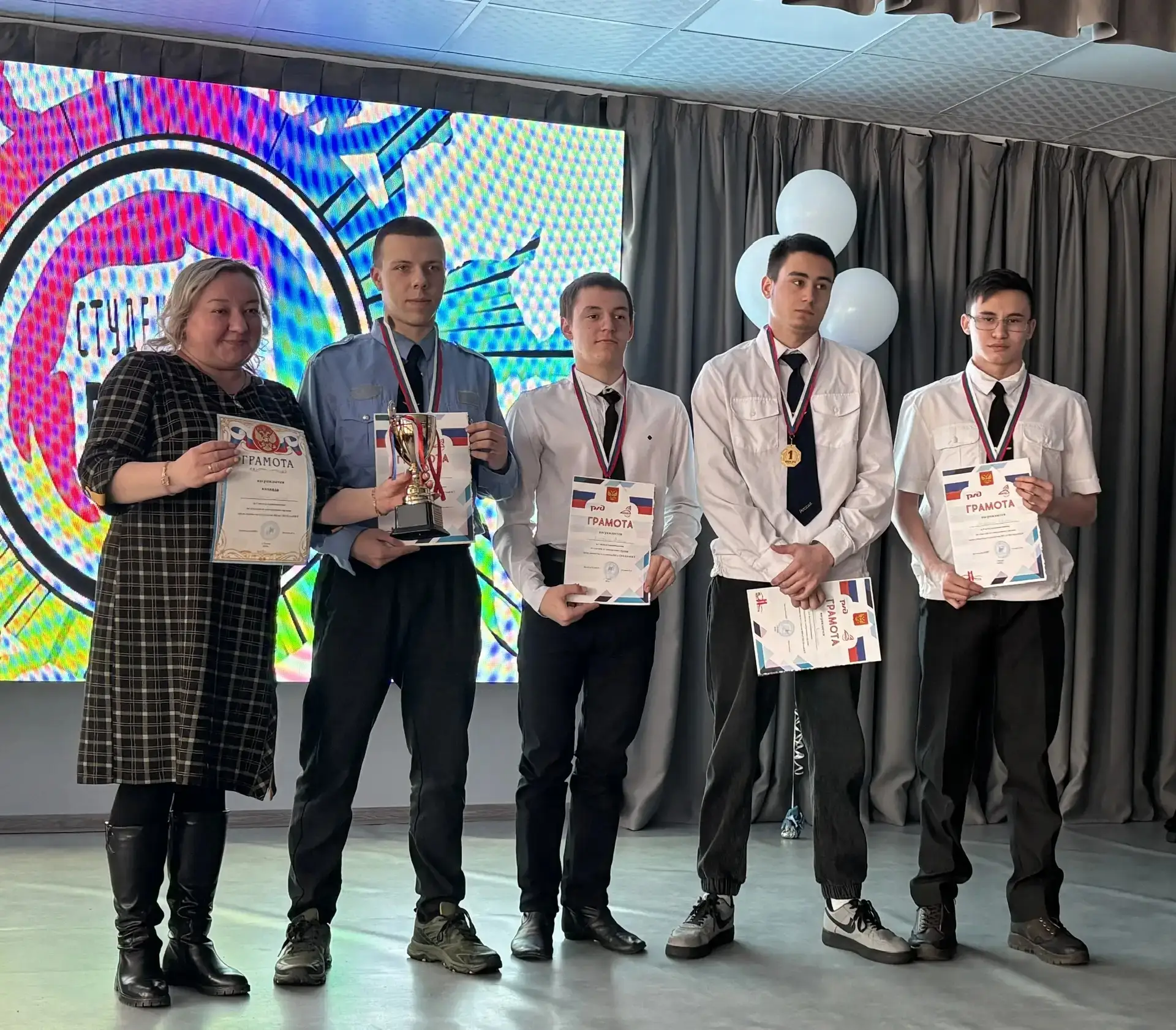 🏆 Прошли соревнования по стрельбе из электронного оружия, среди лицеистов и студентов СПО и ФВО БАмИ