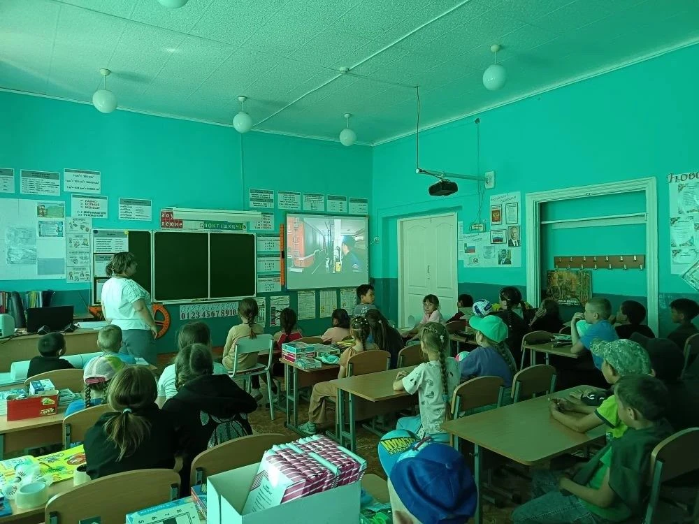 2 июня, 6-й день лагеря дневного пребывания «Дружба народов» начался, как всегда, с утр...