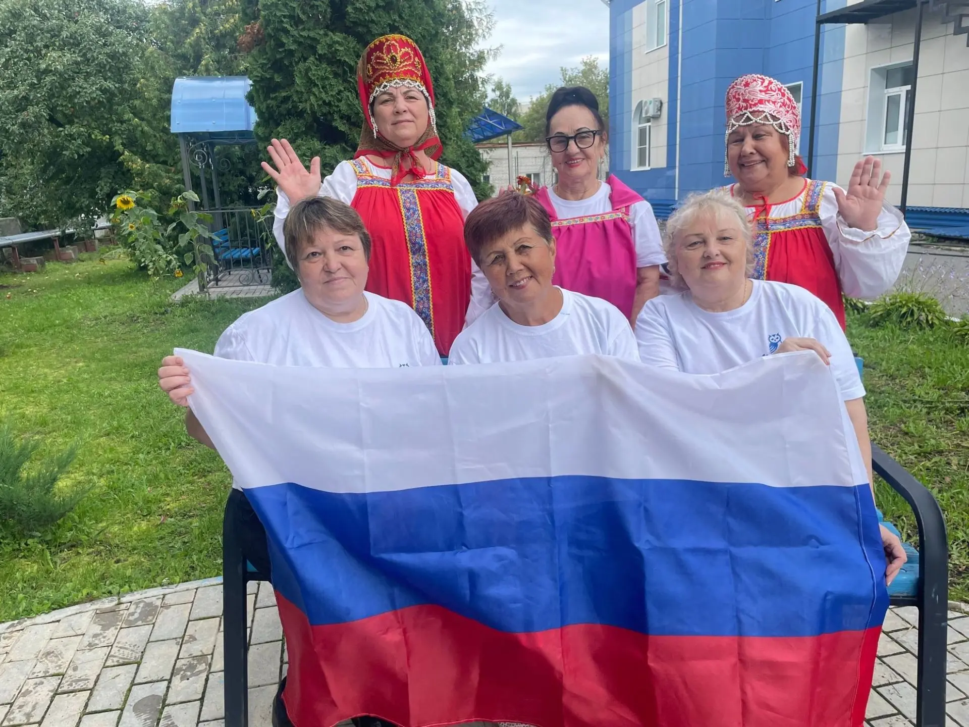 Совсем скоро наша страна отметит День государственного флага