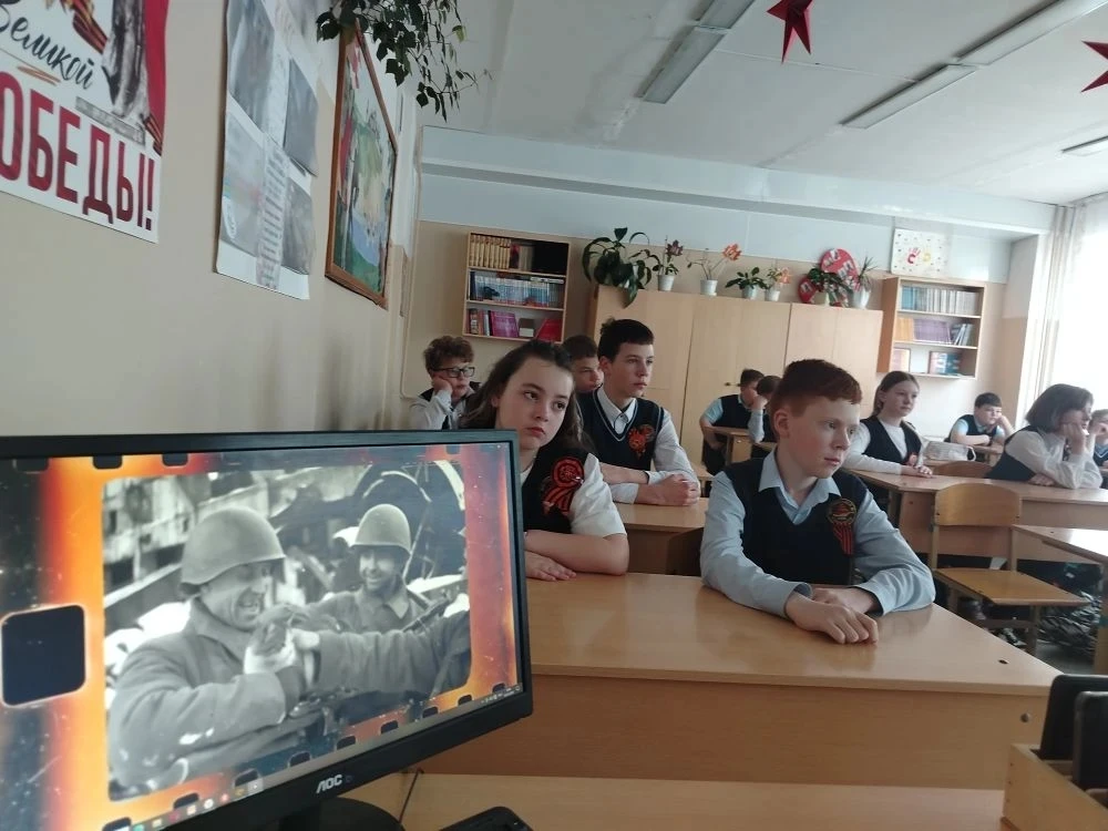 🇷🇺 Разговоры о важном: Сила музыки, приближавшей Победу  🔔 Утро понедельника, 4 мая 2026 года, в наш
