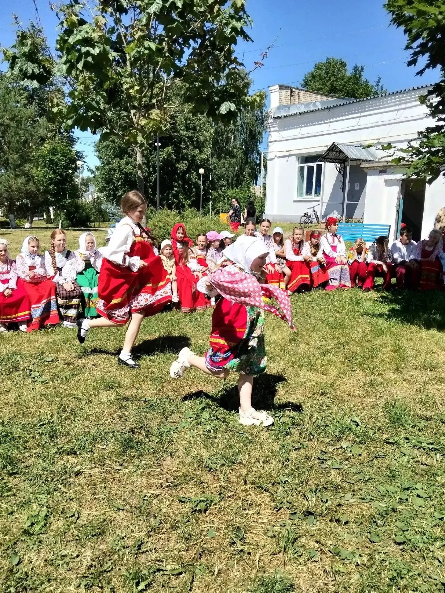 🇷🇺"Летняя мозаика" стала основой интерактивной программы к Дню России. 
"Одно из направлений нашег