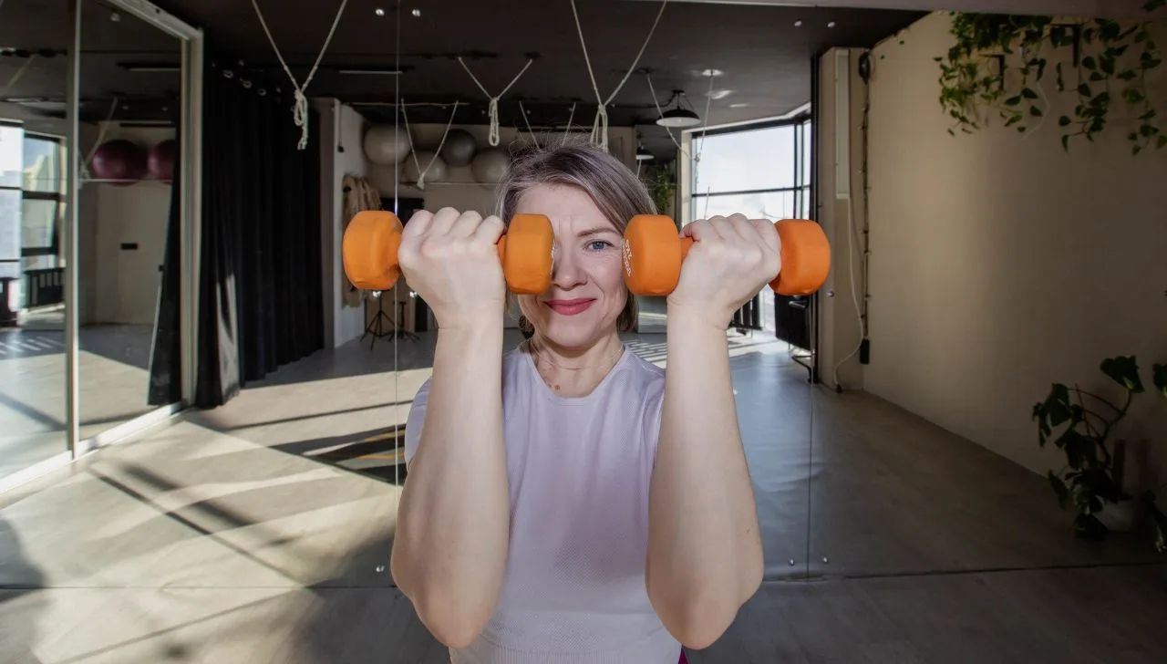 Место на силовую к Кате в субботу ждет тебя💪🤩. Начало в 17.30