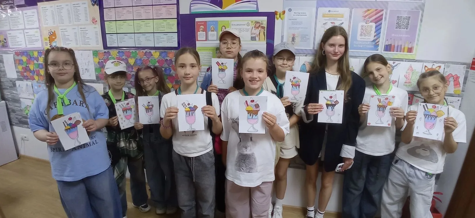 6 июня ребята из летнего лагеря "Радуга" посетили . образовтельный центр "Учи ру". Здесь мальчикам  