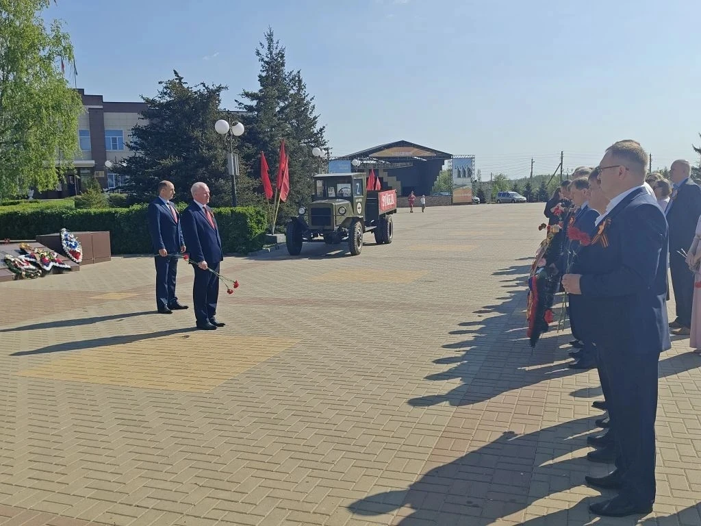 В Воробьёвском районе прошли торжественные мероприятия, посвящённые великому Дню Победы.