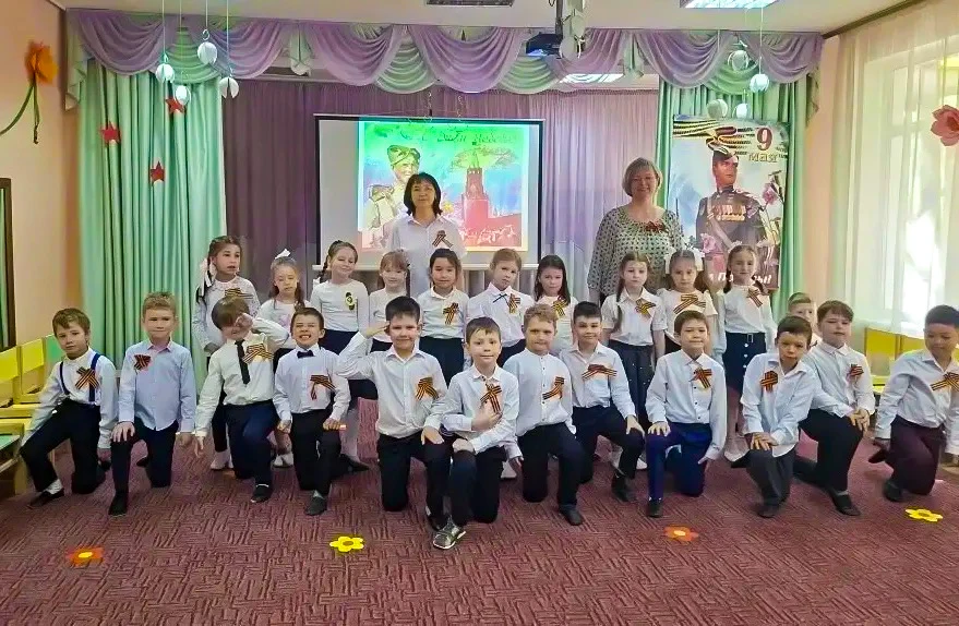 МАЛЕНЬКИЕ ГЕРОИ БОЛЬШОЙ ВОЙНЫ🎗️  В дошкольных отделениях нашей школы прошли праздничные тематические