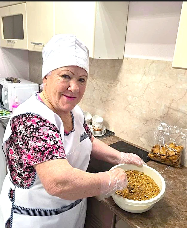 В рамках проекта «Кулинарное долголетие» в геронтологическом центре «Ветеран» прошел ма...