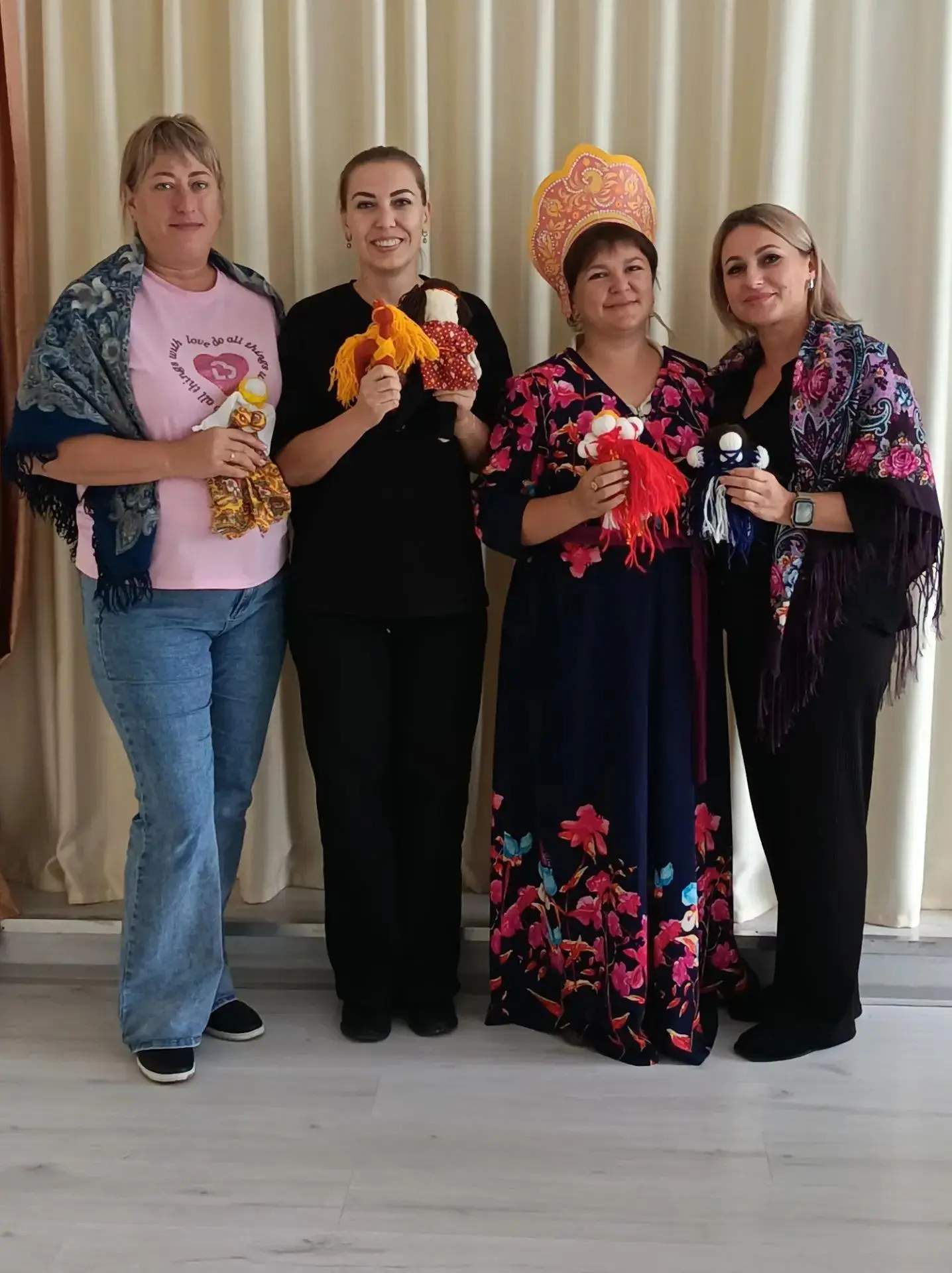 🏡 Участники клуба «Устойчивая семья» перешли ко второй части «Азбуки счастливой семьи»