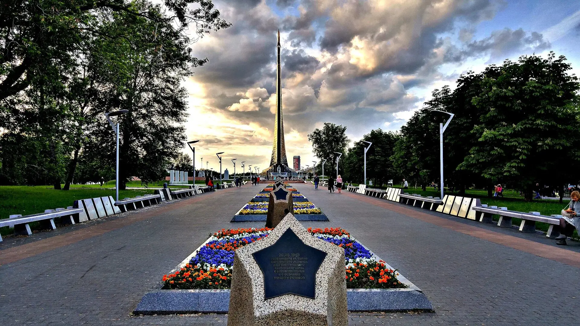 🫡 4 октября 1967 года в Москве, рядом со станцией метро «ВДНХ», состоялось торжественн...